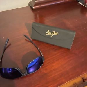 Maui Jim Aviators brand new